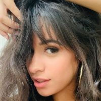¡No puede seguir así! Camila Cabello y un conjunto para volar al cielo ¡OMG!