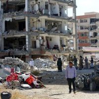 Dos sismos sacuden a Irán; reportan 378 heridos