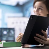 Impulsan una reforma educativa que incluye la IA