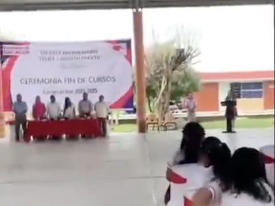 Alumna de preparatoria denuncia acoso sexual en clausura de cursos; detienen a maestro