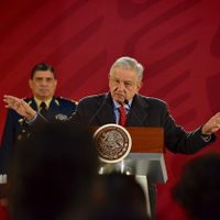Se refuerza vigilancia en ductos para evitar huachicoleo: AMLO