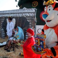 El Poder del Consumidor exige retirar publicidad de Coca-Cola del árbol de navidad colocado en el Zócalo