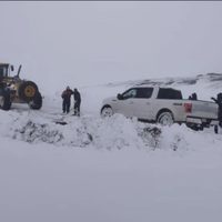 Una familia de chilenos quedó varada por la nieve en la Ruta provincial 13