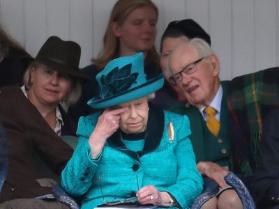 La Reina Isabel II atraviesa un difícil momento: algo que nunca le sucedió en sus 68 años de reinado