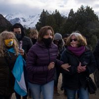 Conflicto en Villa Mascardi: la gobernadora Carreras dialogó con manifestantes