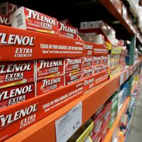 Acciones del fabricante de paracetamol se recuperan tras declaraciones de Trump sobre su inocuidad