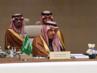 Israel dice que ya no atacará yacimiento iraní de gas natural