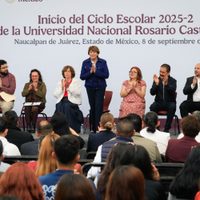 Primera generación de la Universidad Nacional Rosario Castellanos inicia clases en Naucalpan
