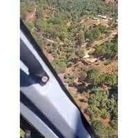 Entre disparos, alcalde de Uruapan transmite en vivo persecución desde helicóptero (Video)