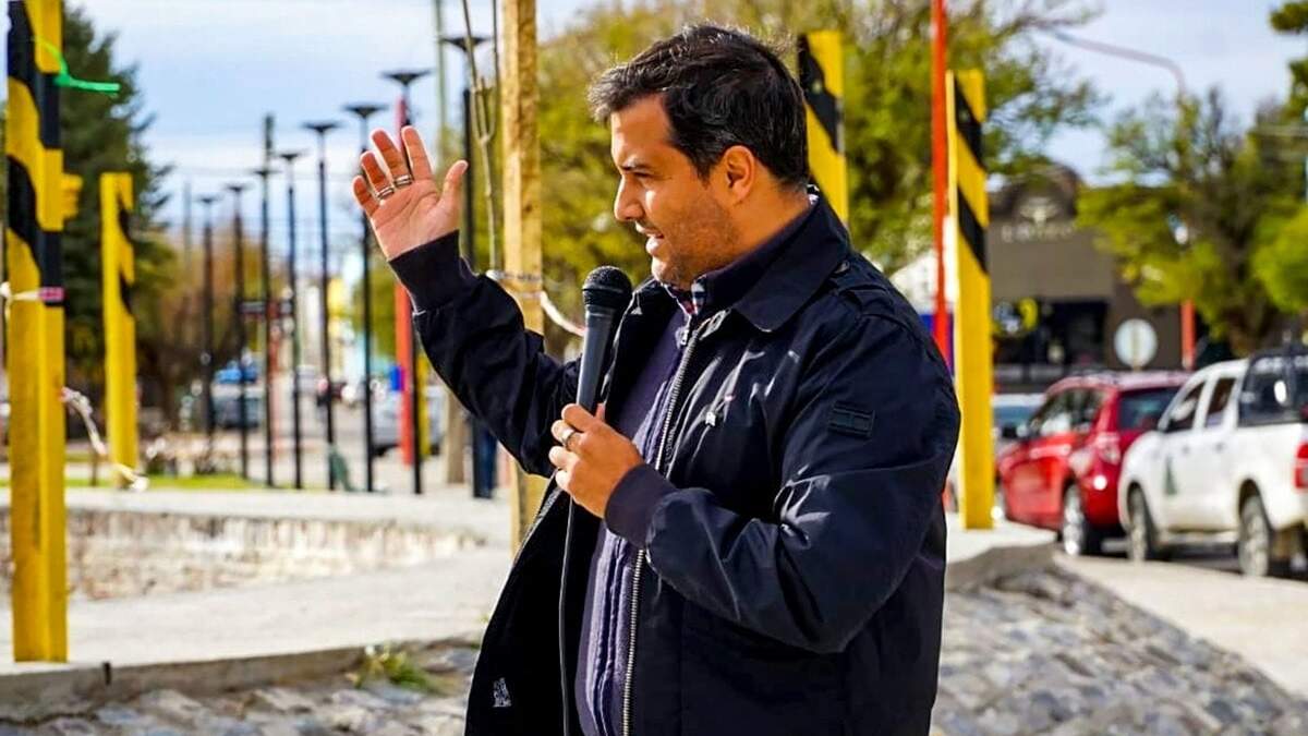 El intendente adelantó que seguirá con otra obra de vinculación en Elena de La Vega. Fuente (Twitter).