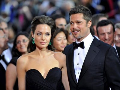 ¡Adiós Brad Pitt! Angelina Jolie ya tiene otro romance confirmado. ¿Desde antes de divorciarse?