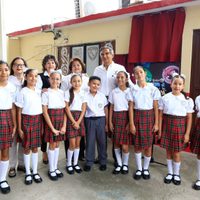 Con educación y valores estudiantes tendrán un mejor futuro: Américo