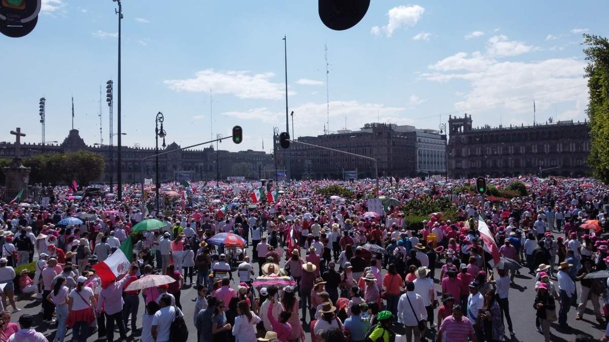 La marcha en defensa del INE
