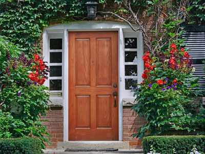 Según el Feng Shui, 3 plantas que atraerán la abundancia si las tenés en la entrada principal de tu casa