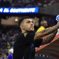 ¿Vuelve?: cuál es la opinión de Lionel Scaloni ante el posible regreso de Leandro Paredes a Boca