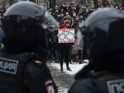 La justicia rusa ordena el arresto de uno de los principales aliados de Navalni