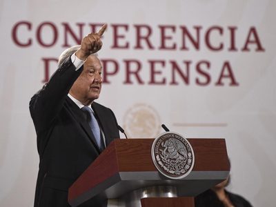 AMLO defiende difusión sobre departamento de Loret: “¡Cómo no! claro que es un asunto público!”