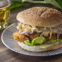 Hamburguesas de pollo caseras: probá esta receta increíble y lista en minutos para resolver la cena