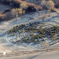 Taquimilán construye "Ciudad Encantada", un laberinto vegetal único en el Norte Neuquino
