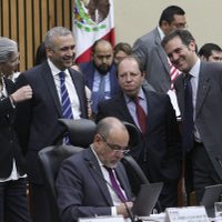 El INE halla más irregularidades de Zavala: no reportó 10 mdp de financiamiento en recolección de firmas