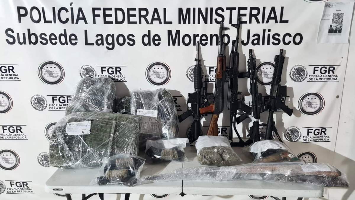 Las armas y droga decomisados