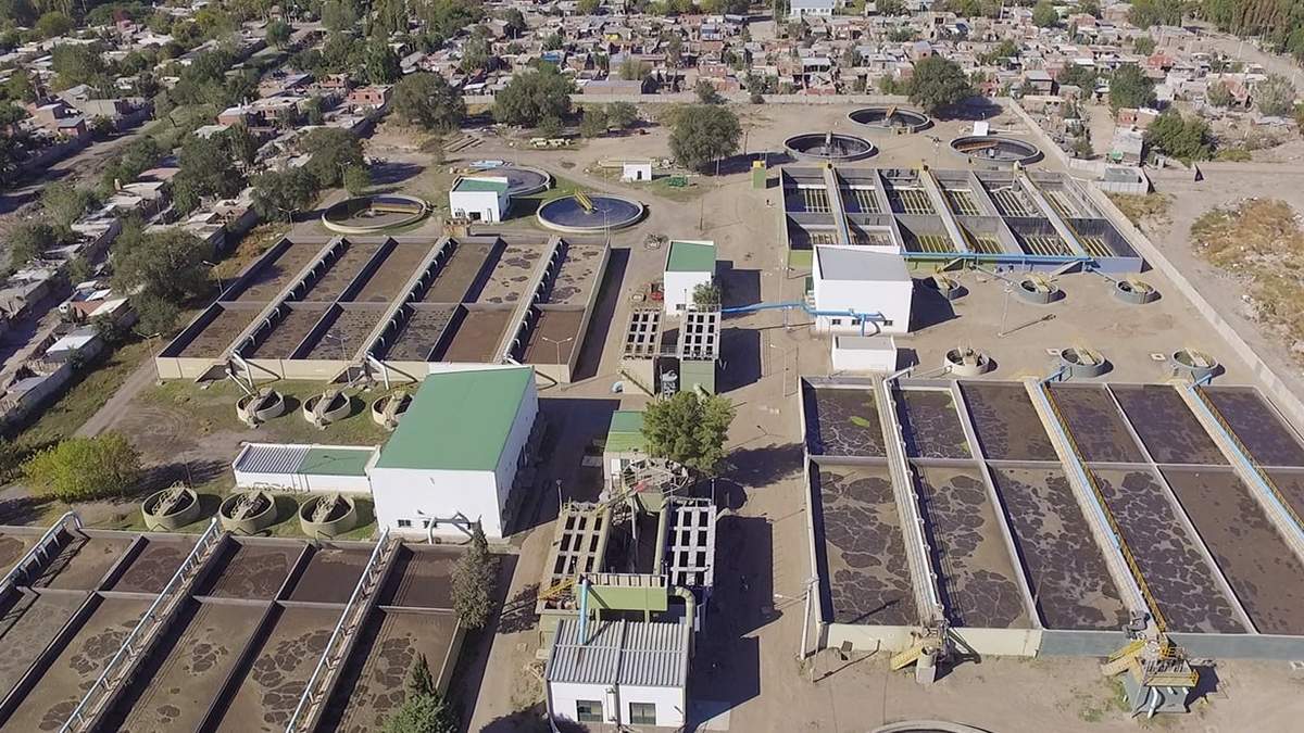 Planta de Tratamiento de Efluentes Cloacales del EPAS. Fuente: (Facebook)