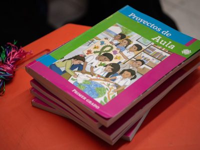 Estos son los cuatro estados que iniciaron clases sin los libros de texto debido a procesos legales