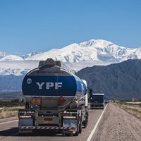 YPF apuesta fuerte con LLL Oil y abre un nuevo capítulo exportador para Vaca Muerta