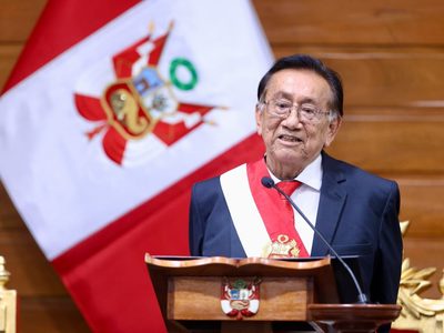 La crisis de Perú, entre la trituradora de presidentes y el “triunfo de la antipolítica”
