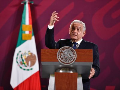 AMLO revelará nombre del candidato de la oposición después del mitín del sábado