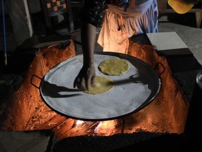 México se alista para tener una presidenta. En ciertos pueblos indígenas ellas no pueden gobernar