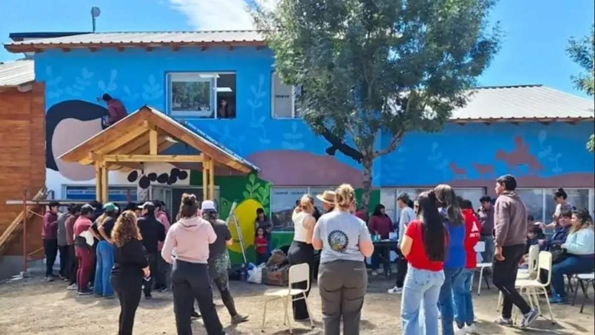 A peasar de los reclamos no logran contar con un servicio regular de transporte escolar. Fuente: (Facebook)