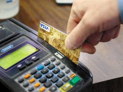 El Central puso un tope del 55% para mora en tarjetas de crédito ¿Qué bancos cobraban hasta un 244%?