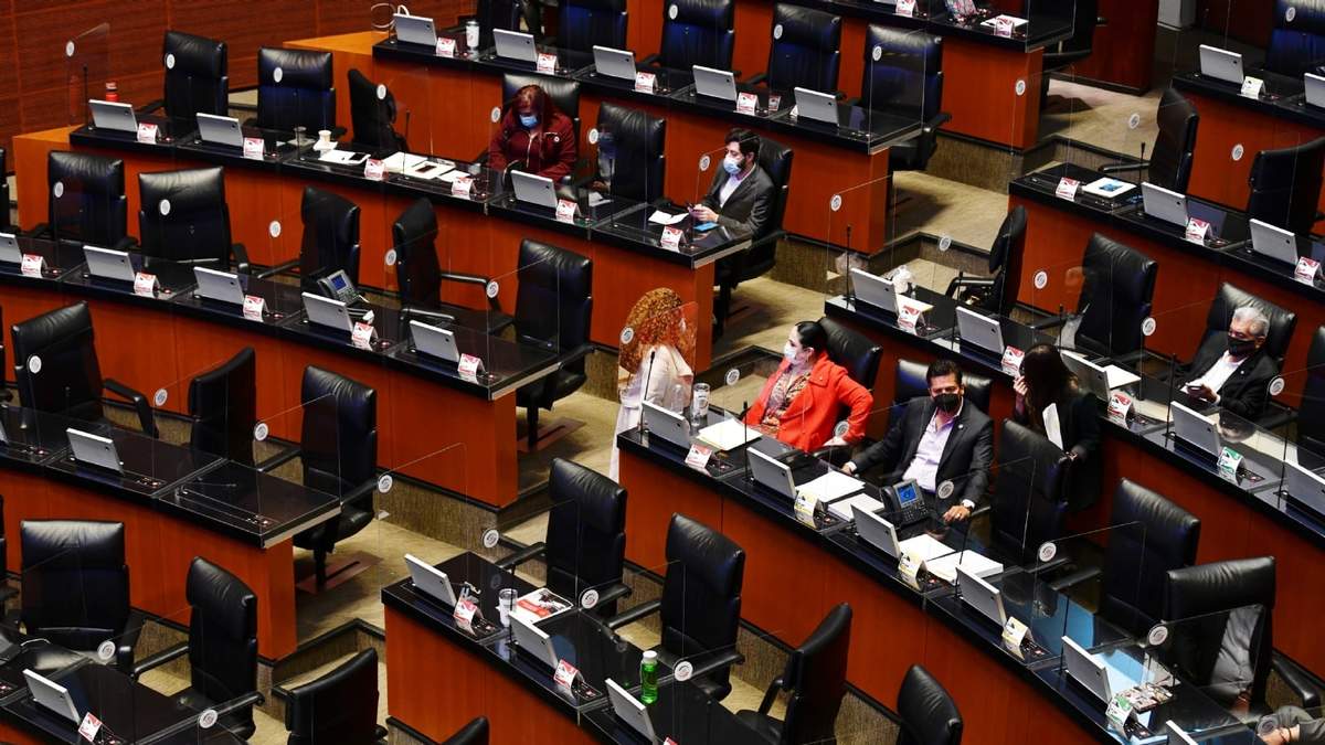 Sesión en el Senado