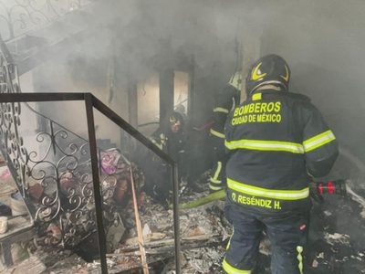 Explosión por gas acumulado en casa de Coyoacán deja 10 personas heridas