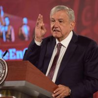 AMLO truena ante proceso interno de Morena; 'es mucho pueblo para tan poco dirigente”, dice