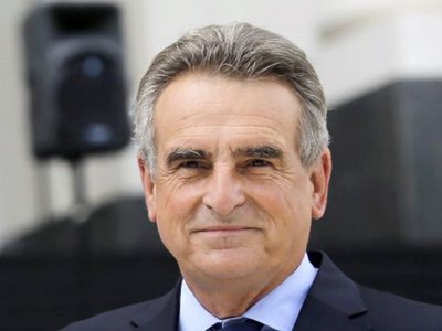 Aguinaldo para los monotributistas: cómo es el proyecto que quiere presentar Agustín Rossi