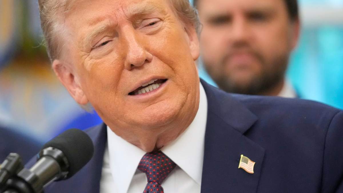 El presidente Donald Trump durante un evento en el Despacho Oval de la Casa Blanca