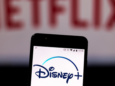 La forma sencilla de ver todo el contenido de Netflix y Disney+ de forma gratuita y sin demasiadas vueltas