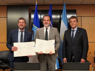 Sergio Massa y el Banco Mundial acordaron un préstamo de 900 millones de dólares