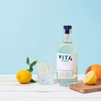 Vodka bajo en calorías resulta un éxito