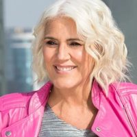 Débora D’Amato irrumpió con un conjunto que vibra elegancia y audacia sin perder frescura
