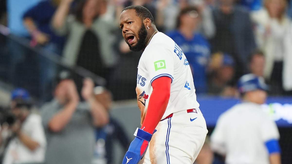 Vladimir Guerrero Jr. de los Azulejos de Toronto celebra después de anotar