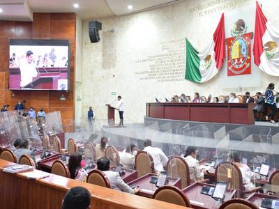 Congreso de Oaxaca pide elección extraordinaria tras negar protesta a diputado electo desde prisión