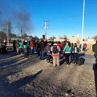 Denuncian que la Municipalidad de Centenario despidió a personal de ATE mientras regía la conciliación obligatoria