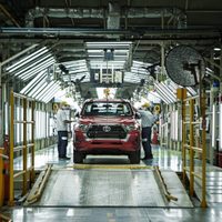 En picada: la industria cayó 8,7% interanual en febrero