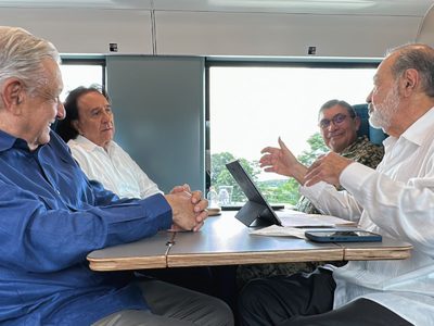 AMLO presume nuevo recorrido en el Tren Maya acompañado por Slim