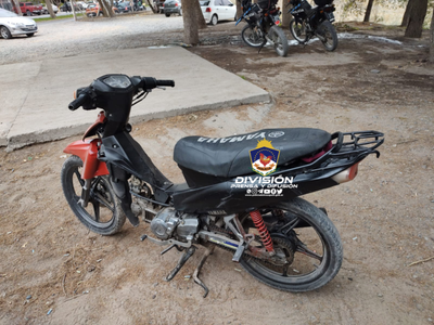 Recuperaron una motocicleta con pedido de secuestro en el barrio Balcón