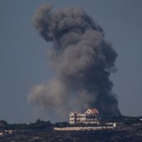 Líbano eleva a más de dos mil los muertos por los ataques de Israel en el último año