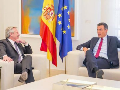 Fernández: "La continuidad (de Sánchez) al frente del gobierno de España es una buena noticia"